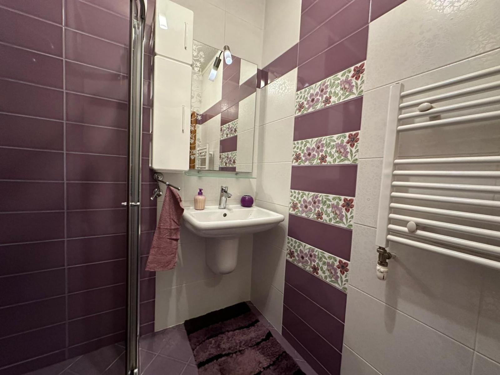 Apartment Lavender, Near To Airport София Экстерьер фото